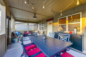 Cabin with Pool Access - Walk to Table Rock Lake!